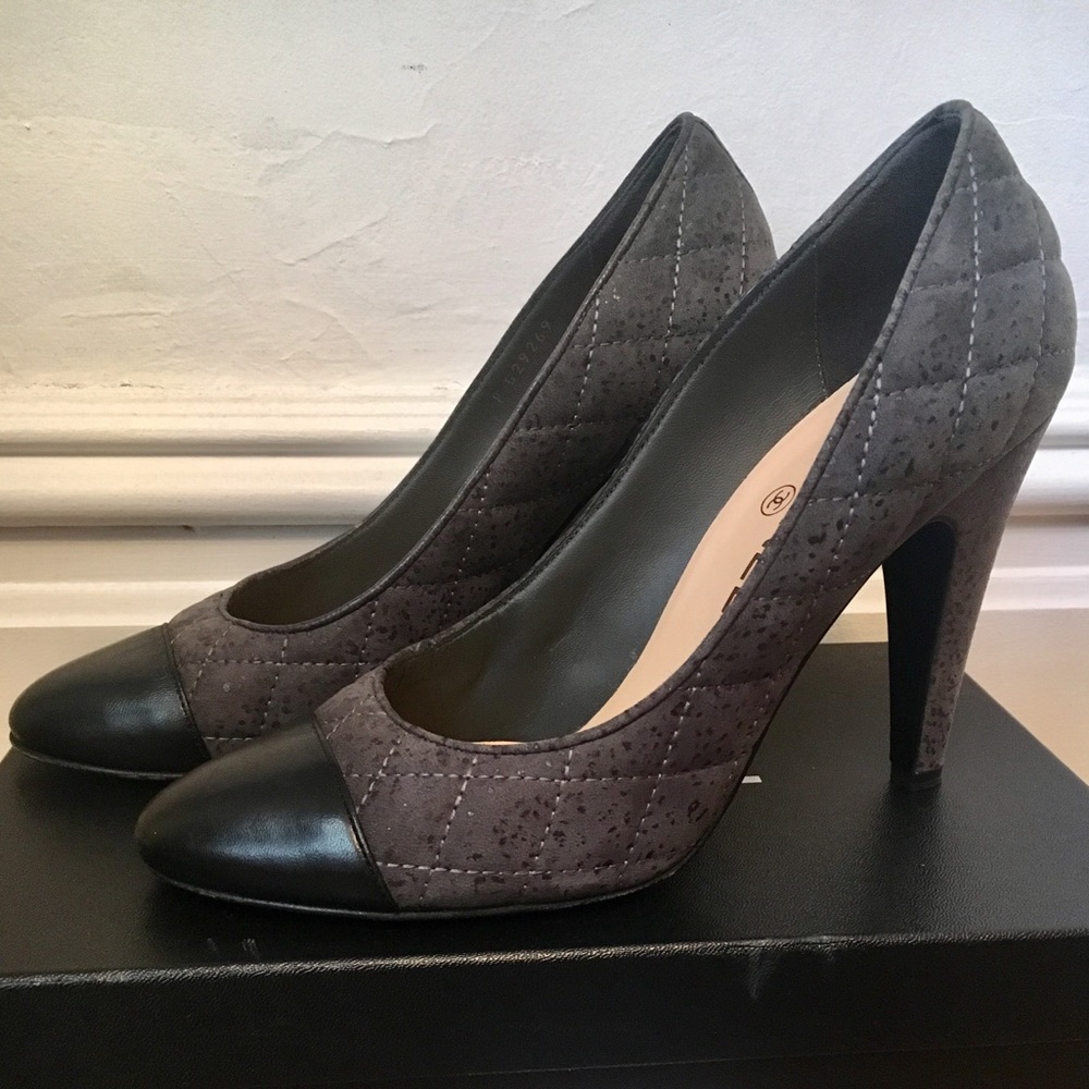 CHANEL Escarpins 100% Authentic Quilted Heels 38 - Picture 6 of 7